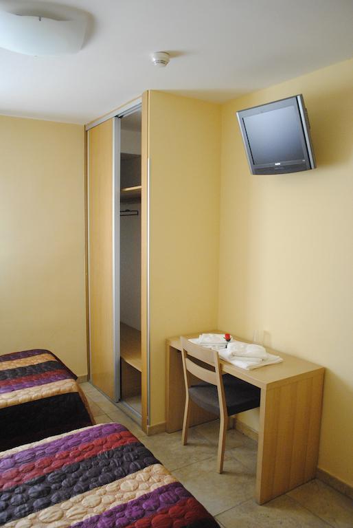 Hostal La Cortijana Логроньо Номер фото